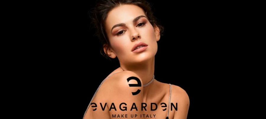 EVAGARDEN DIVA Make Up Set rinkinys: blakstienų tušas ilginantis blakstienas + šešėliai