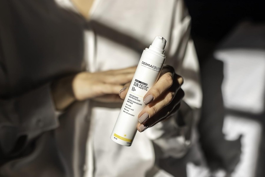 DERMACEUTIC Sun Ceutic 50+ Age Defense Sun Protection SPF50 Jauninantis su apsauga nuo saulės kremas 50ml DERMACEUTIC Sun Ceutic 50+ Age Defense Sun Protection SPF50 Jauninantis su apsauga nuo saulės kremas 50ml